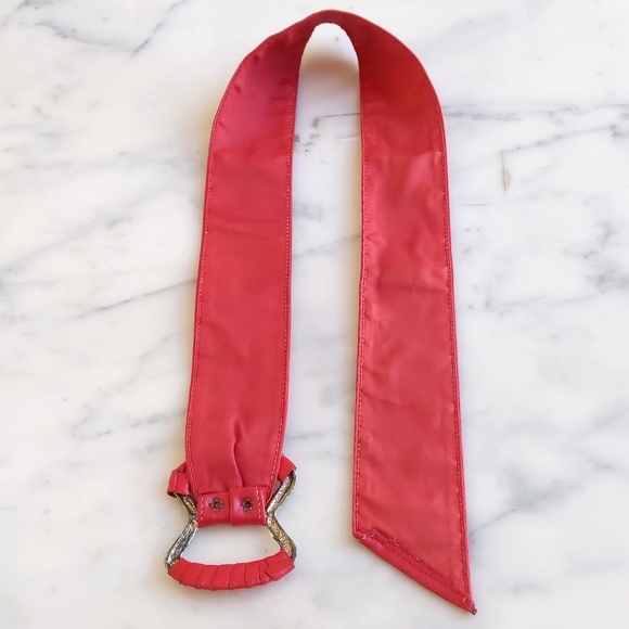 Vintage Red Leather Belt with with Lining and Brass Buckle. - Picture 5 of 5